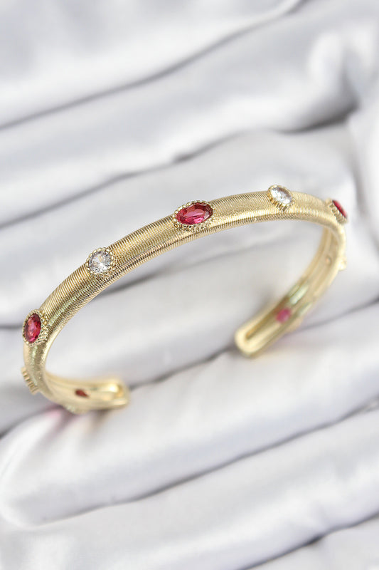 Pirinç Renkli Zirkon Taşlı Vintage Model Gold Renk Kadın Kelepçe