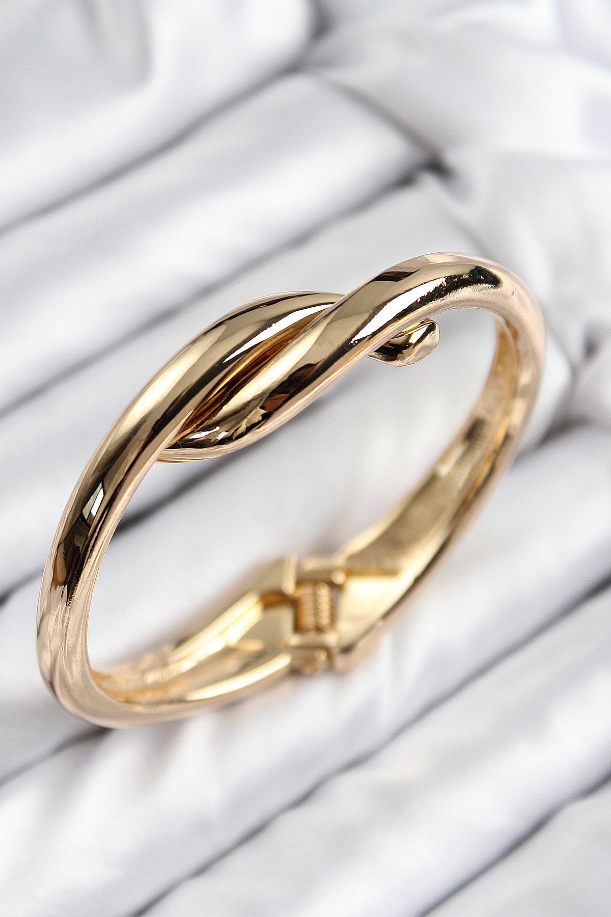 Pirinç Düğüm Model Gold Renk Kadın Kelepçe