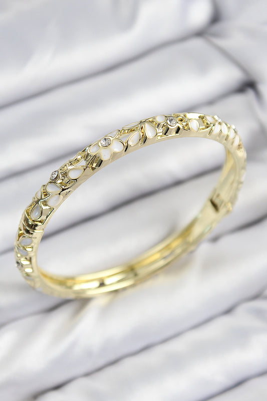 Mineli Pirinç Zirkon Taşlı Beyaz Çiçek Motifli Gold Kadın Kelepçe